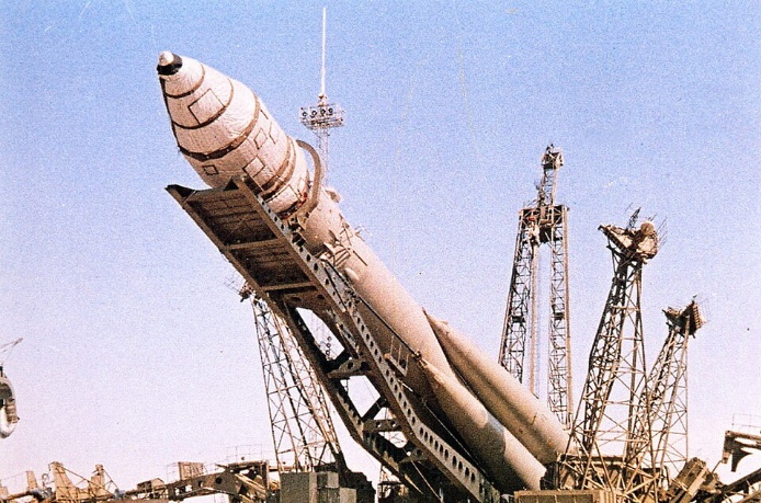 The_Vostok_1_launcher_rollout_article.jpg